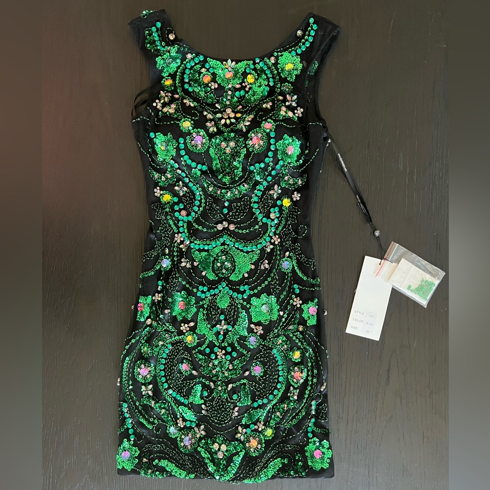 Alyce Paris emerald green beaded cocktail dress